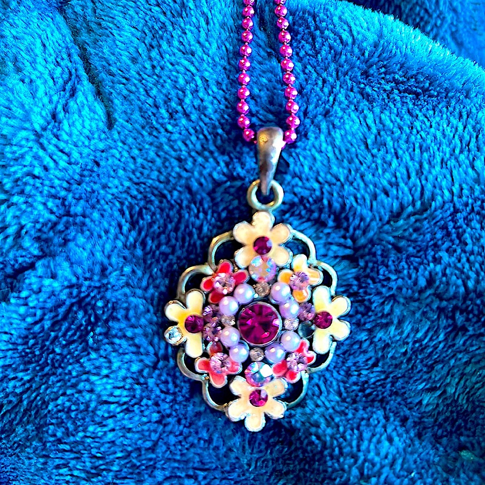 Crystal necklace overhead chain fuchsia hand-painted Vtg enamel